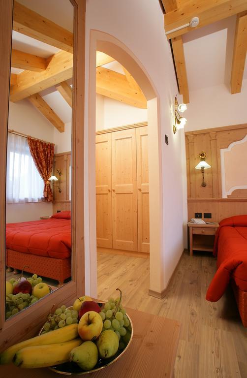 Hotel Garni La Roccia Andalo Cameră foto